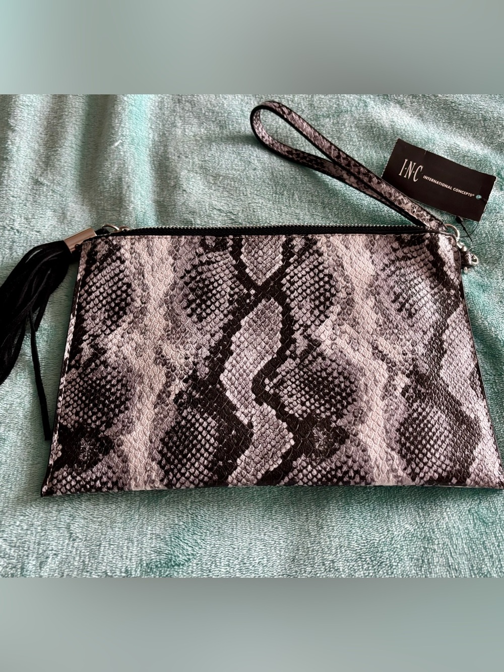 NWT Inc. clutch